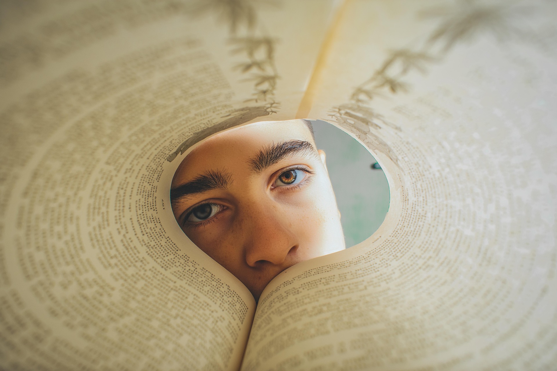 Adolescent dans une situation du quotidien